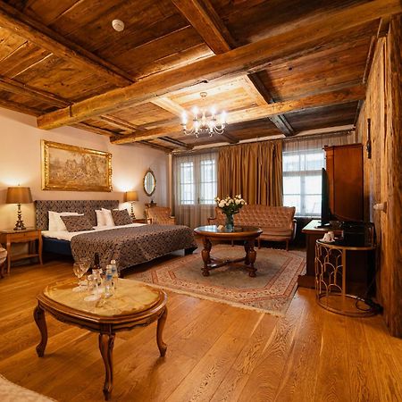 Boutique Hotel Virkas muiža Kuldīga Extérieur photo