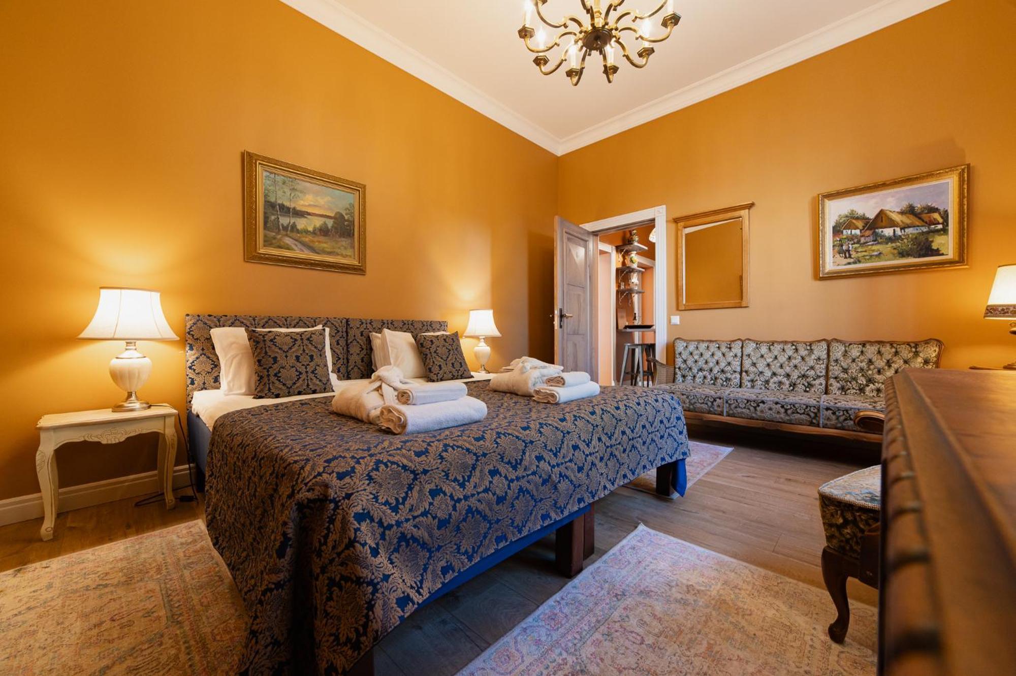 Boutique Hotel Virkas muiža Kuldīga Extérieur photo