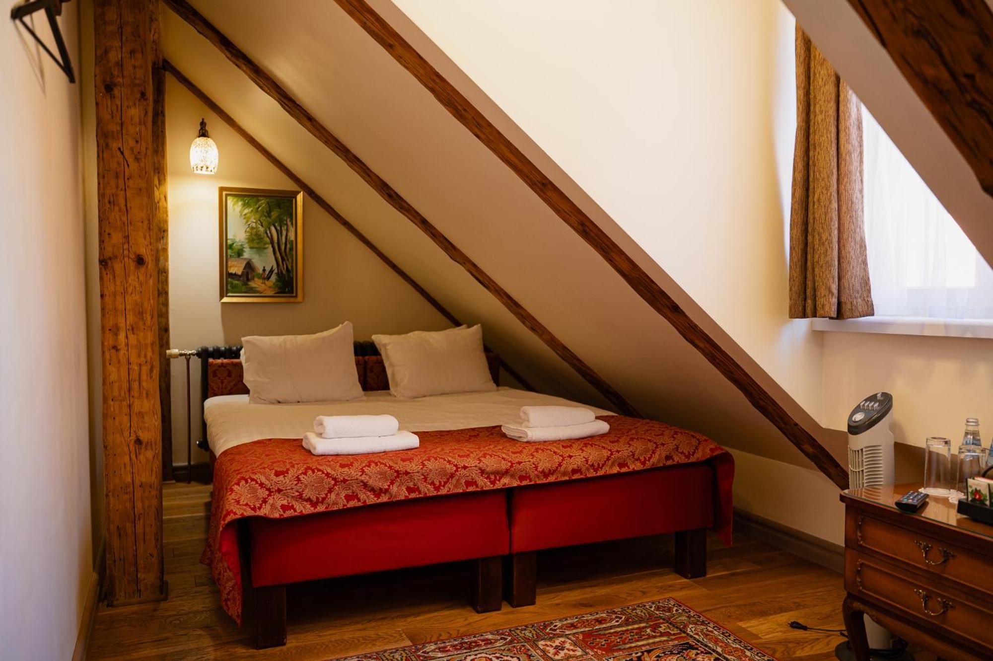 Boutique Hotel Virkas muiža Kuldīga Extérieur photo