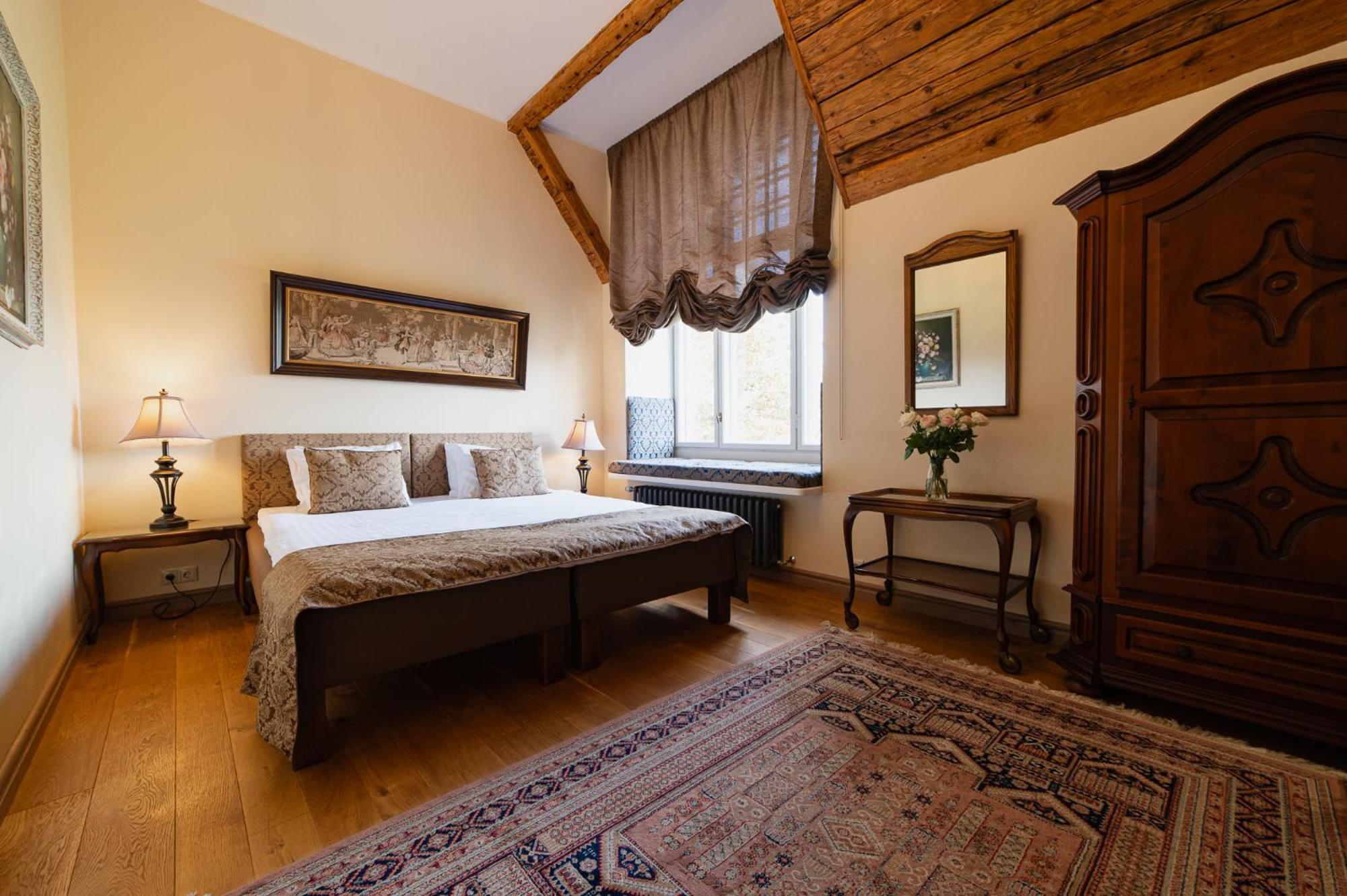 Boutique Hotel Virkas muiža Kuldīga Extérieur photo