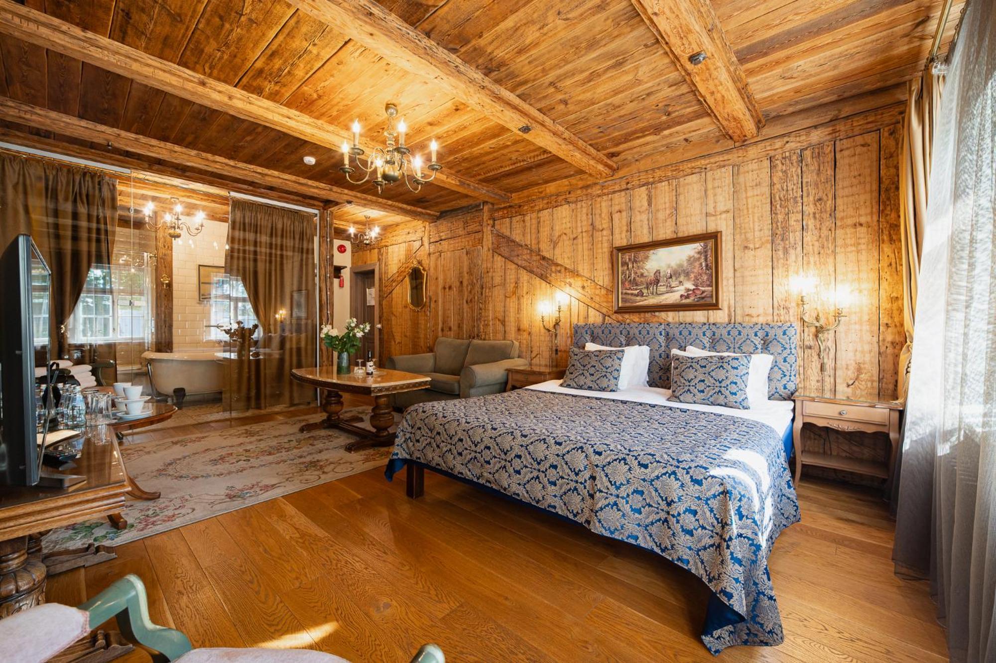 Boutique Hotel Virkas muiža Kuldīga Extérieur photo